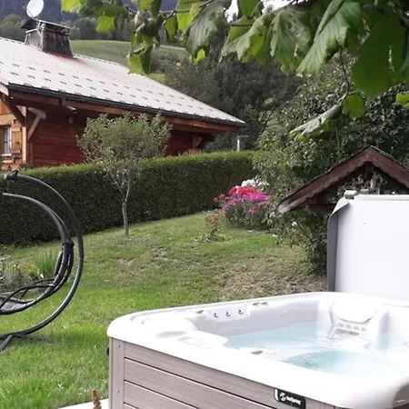 A4 Km De Megeve Tres Joli Studio Avec Jacuzzi ,Vue Sur Les Montagnes Au Calme Praz-sur-Arly Exterior photo